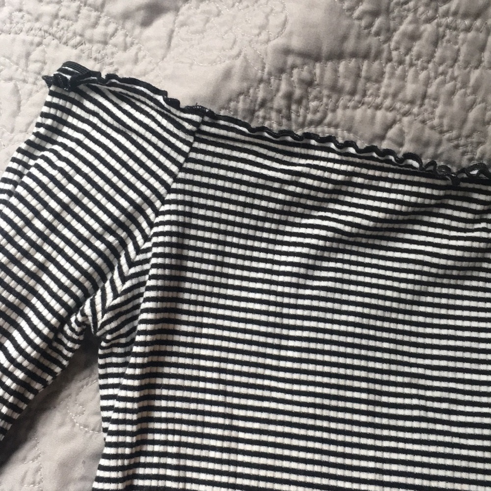 Pacsun off the shoulder top